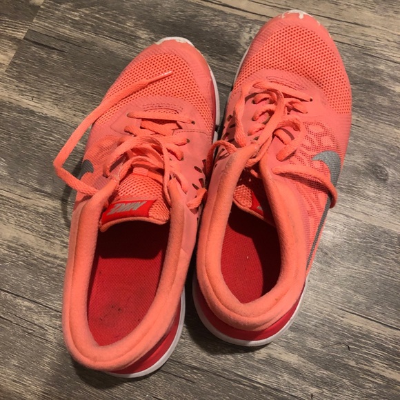 Nike flex 2015 run running shoes 🏃🏼‍♀️ - Picture 4 of 4